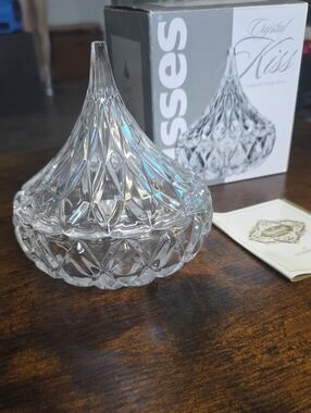 Crystal Kiss Clear Glass Decorative Candy Dish